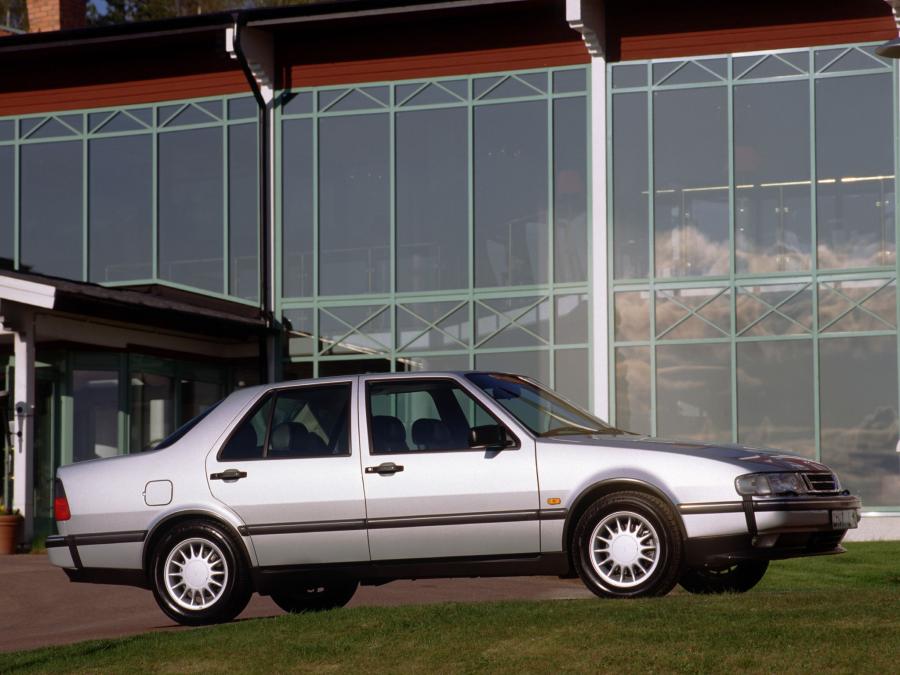  Saab 9000 CDE 1994 года  (фото 7 из 11)